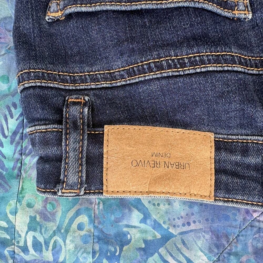 Urban Revivo Dark Blue Bootleg Jeans Size 2 Denim Long Leg - Picture 6 of 10
